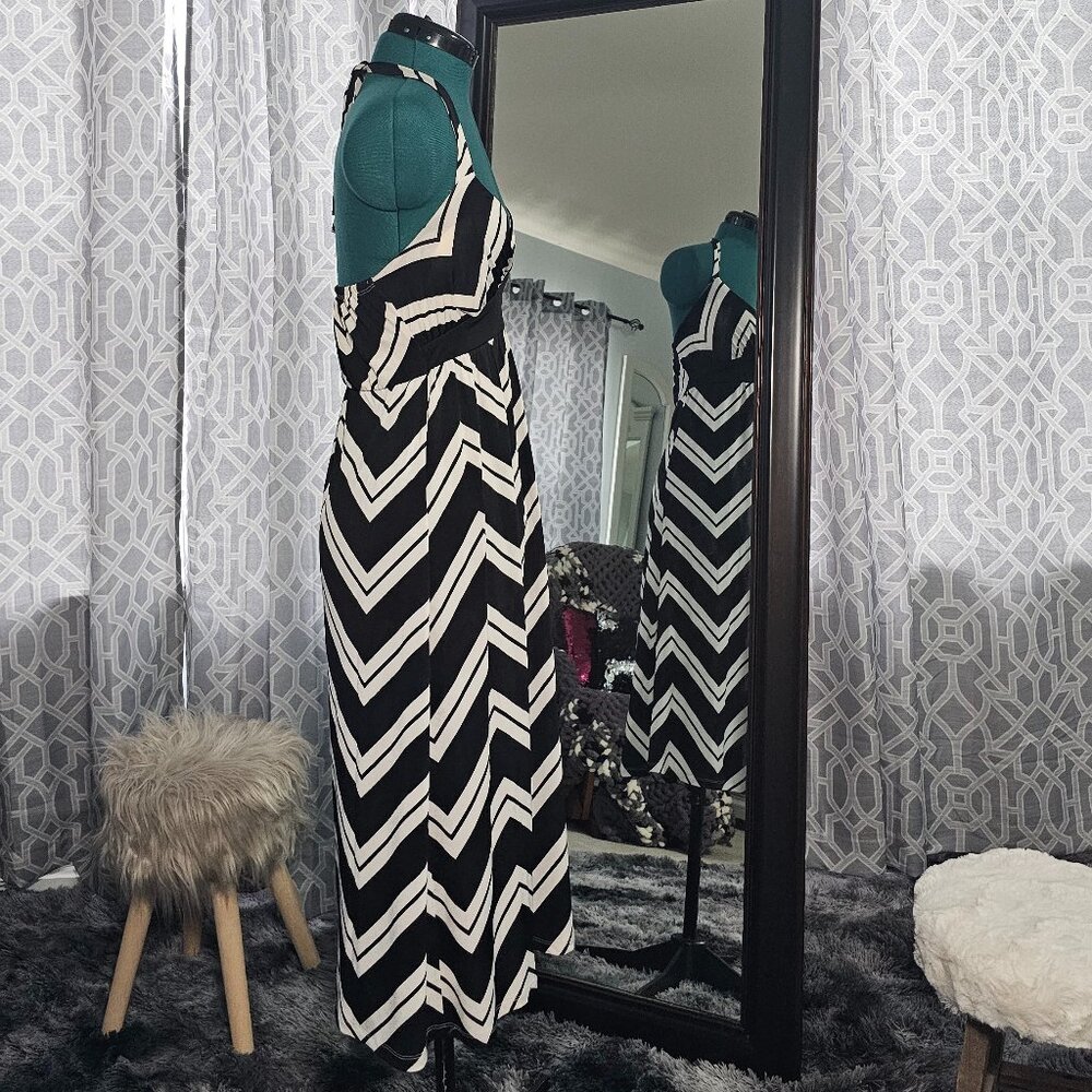 CristinaLove Chevron Maxi Dress – Size S - Picture 4 of 6